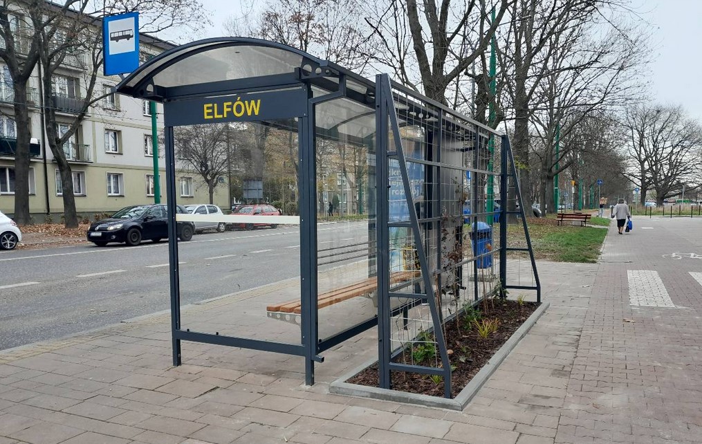Powiększa się sieć zielonych przystanków w Tychach. W mieście pojawiły się trzy nowe