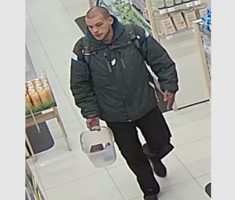 Wiesz coś o kradzieży lub rozpoznajesz mężczyznę? Powiadom Policję!