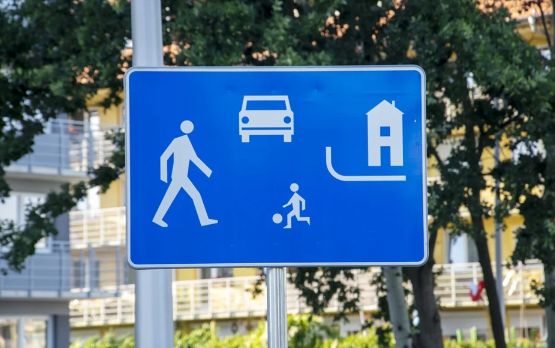 Microcar - czym jest i kto może go prowadzić? Sprawdź czy się kwalifikujesz