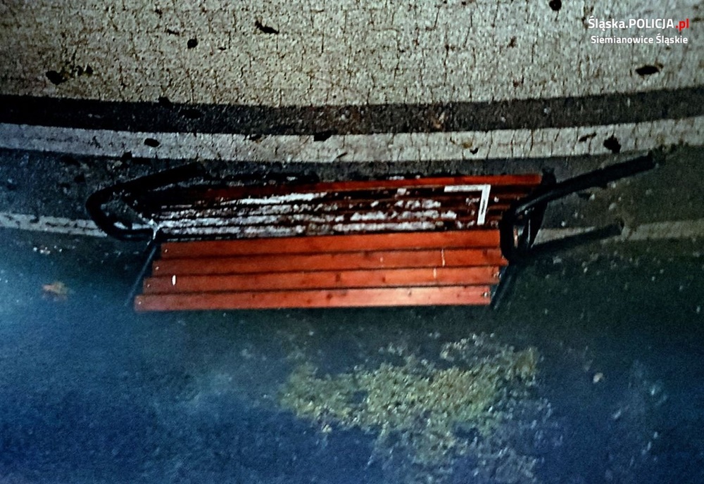 Bałagan w aucie przyczynił się do kolizji. 26-latek odpowie za popełnione wykroczenie