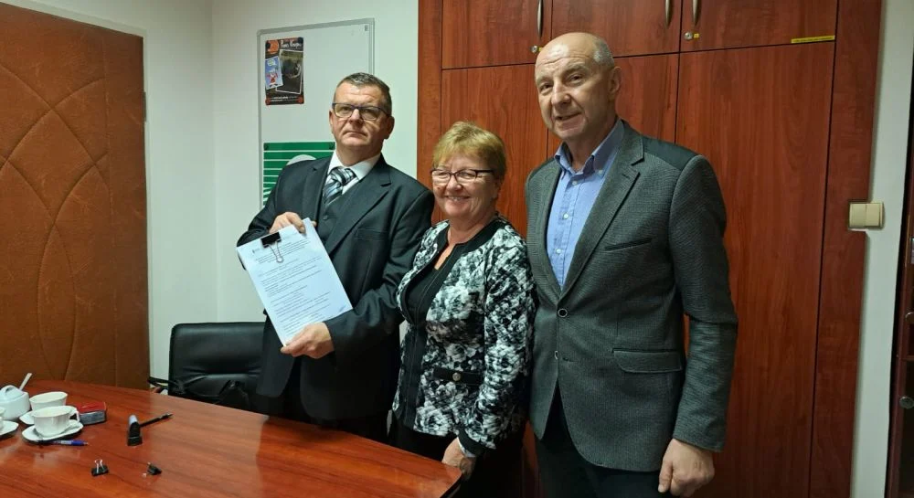 Umowa na ponad 80.000 zł. Ogródki działkowe pozyskały unijne fundusze