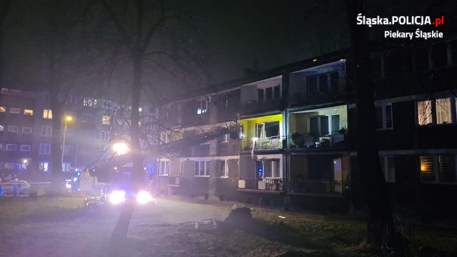 W Piekarach Śląskich doszło do wybuchu w mieszkaniu! Poszkodowani trafili do szpitala