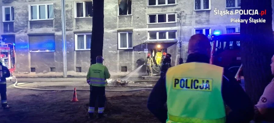 W Piekarach Śląskich doszło do wybuchu w mieszkaniu! Poszkodowani trafili do szpitala