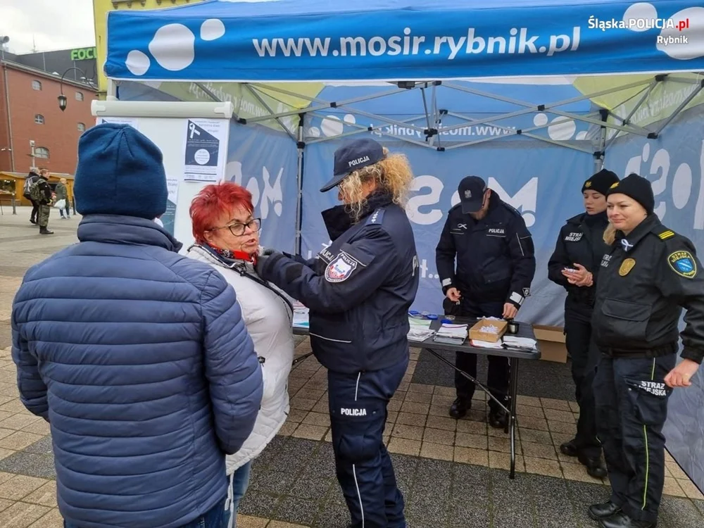 Sprzeciw przemocy mężczyzn wobec kobiet. Kampania "Białej wstążki" w Rybniku