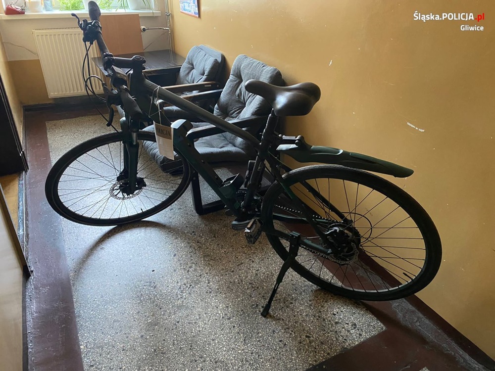 Skradziono rower hybrydowy. Zatrzymani Gruzini odpowiedzą za więcej niż jedną kradzież!
