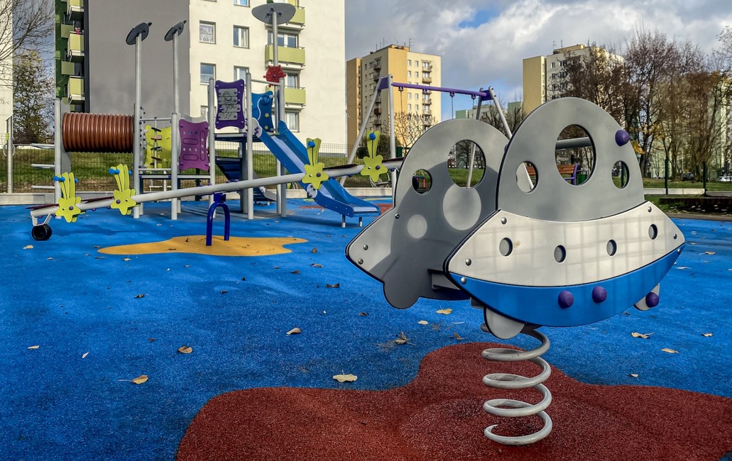 BO Bytom: Plac zabaw przy ul. Grota-Roweckiego już dostępny dla dzieci