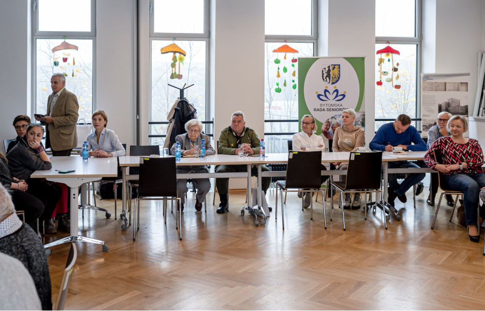 Bliżej seniorów. Odbyło się pierwsze z trzech specjalnych spotkań Bytomskiej Rady Seniorów