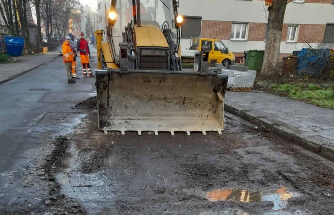Ruszył remont nawierzchni jezdni na ul. ks. Popiełuszki