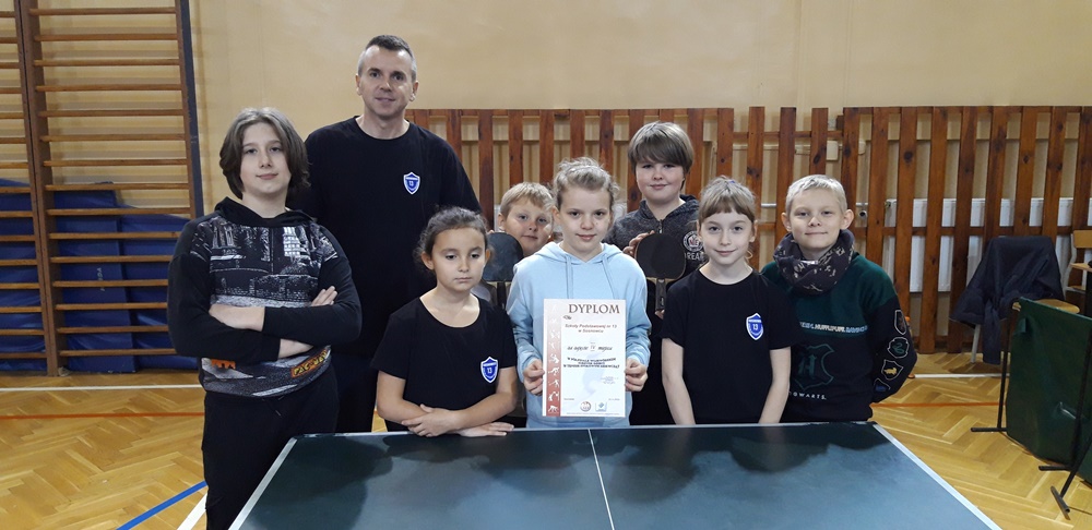 Zawodniczki UKS Dwójka Sosnowiec czwarte w Półfinale Wojewódzkich Igrzysk Dzieci!