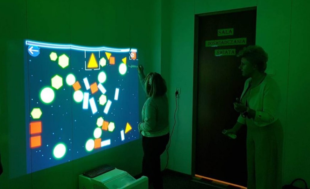 W SP nr 5 w Mikołowie pojawiły się nowe sale do pracy z uczniami z niepełnosprawnością