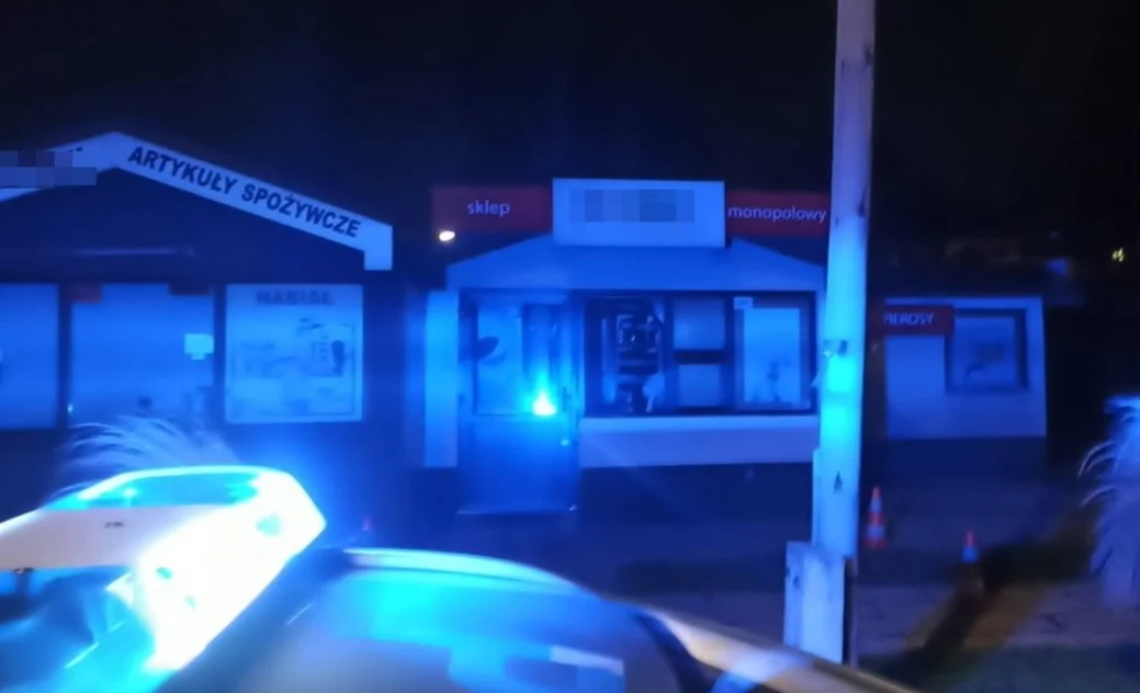 Próba włamania na ul. Św. Wojciecha w Mikołowie. 61-latkowi zachciało się pić?