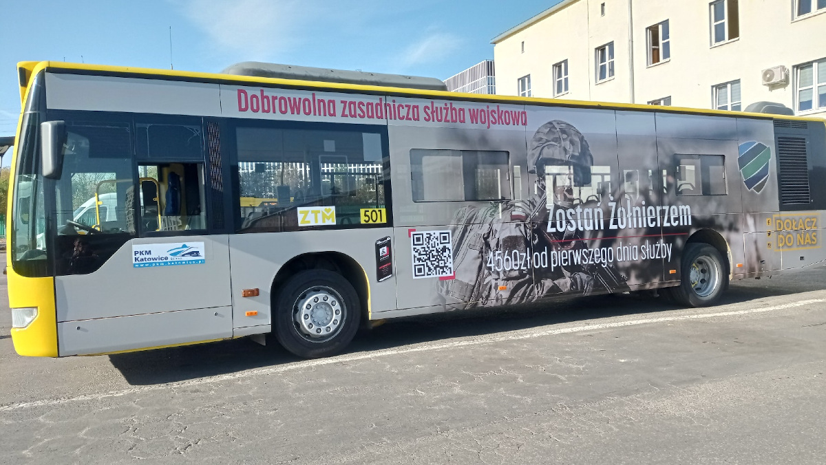 Wojskowe autobusy w katowickim PKM