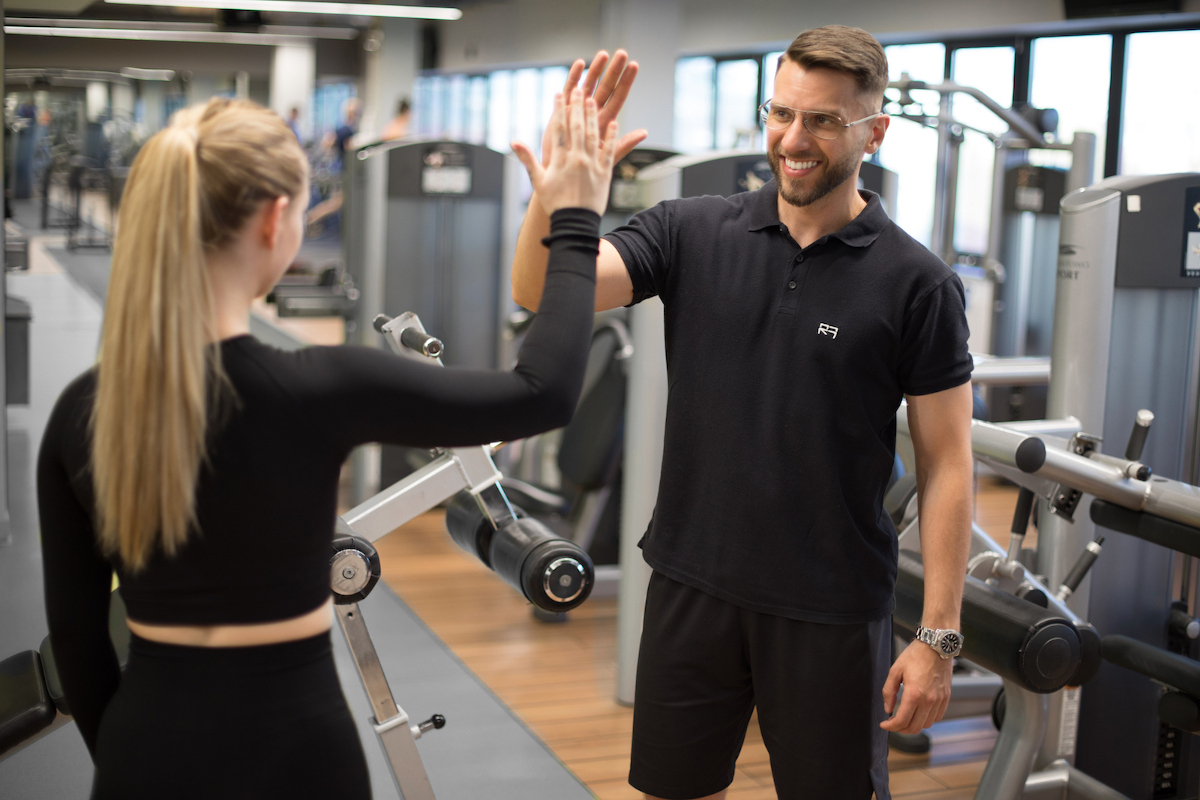 Jak zostać trenerem personalnym i jak wybrać dobry kurs?