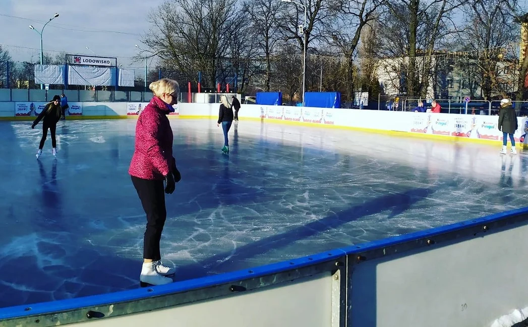 Lodowisko w Chorzowie Batorym rusza 1 grudnia. Zmienił się cennik. Zapłacimy więcej!