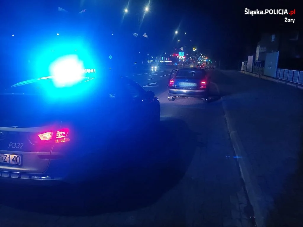 Kierowali pojazdami mimo sądowego zakazu. Teraz grozi im nawet do 5 lat więzienia