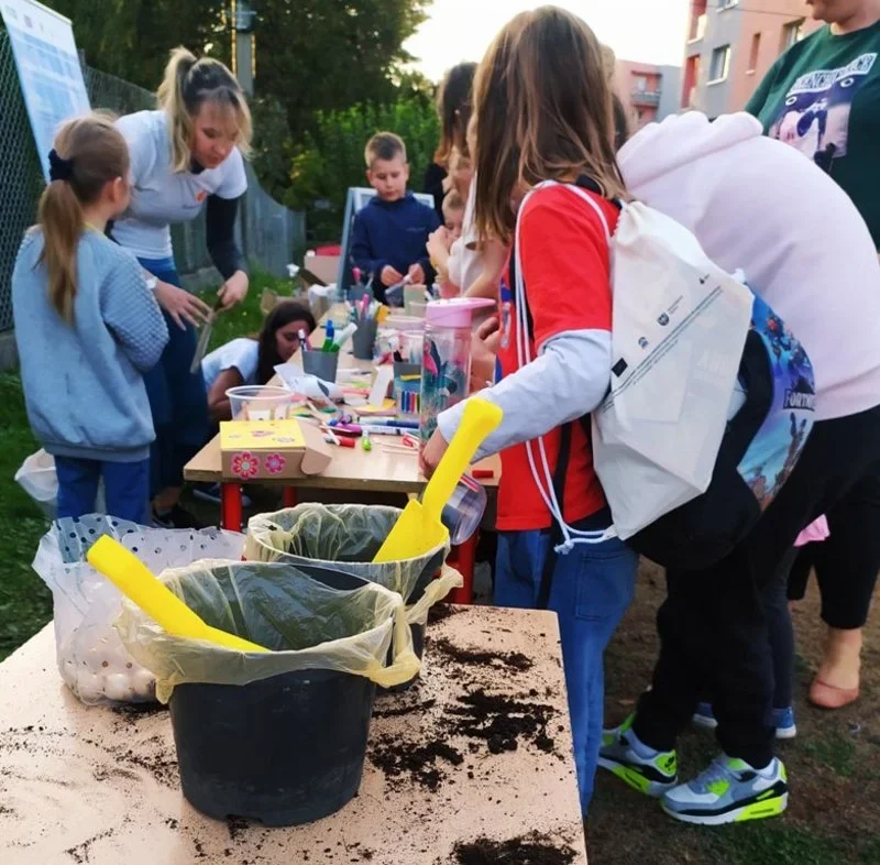 Przedszkolaki uczyły się o ekologii podczas rodzinnego festynu