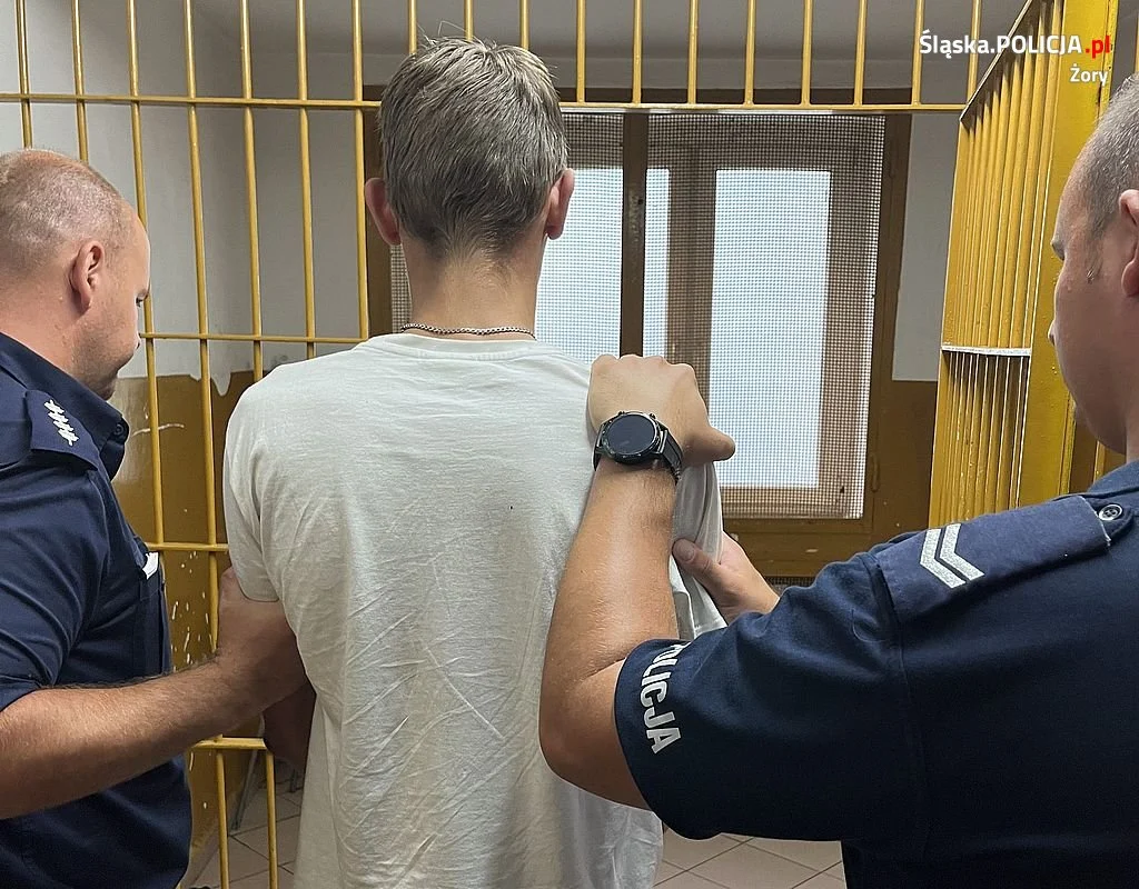 Poszukiwani w rękach miejscowych policjantów