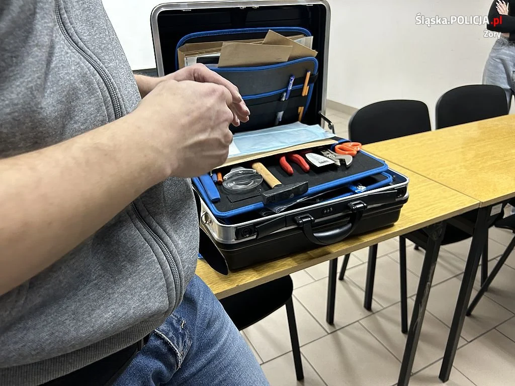 Technik kryminalistyki, a sztuka właściwego zabezpieczania śladów [ZDJĘCIA]