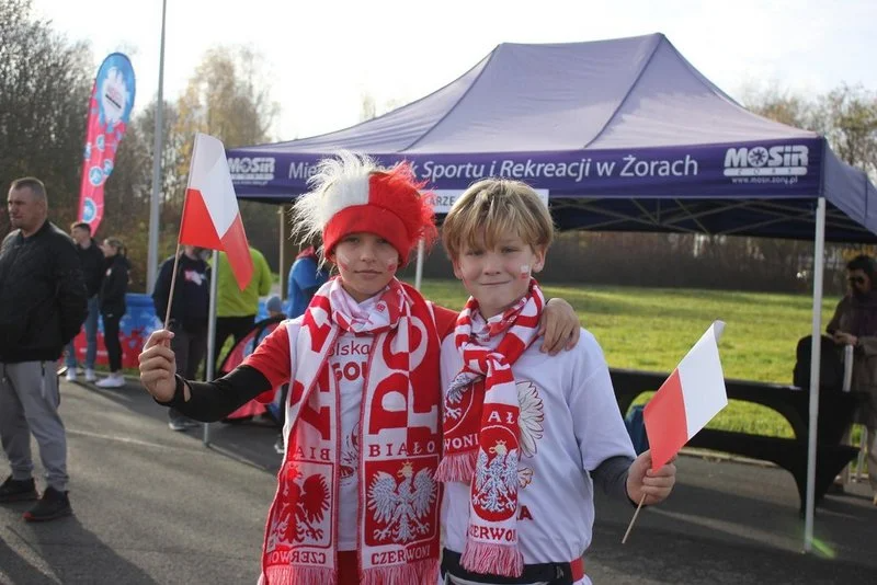 Żorzanie pobiegli w biało-czerwonych barwach! / fot. UM Żory 6