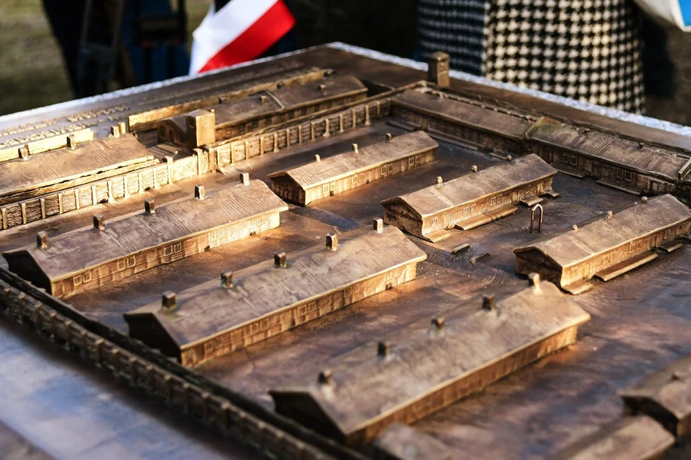 W Świętochłowicach odsłonięto makietę obozu pracy "Zgoda". Nie obyło się bez kontrowersji