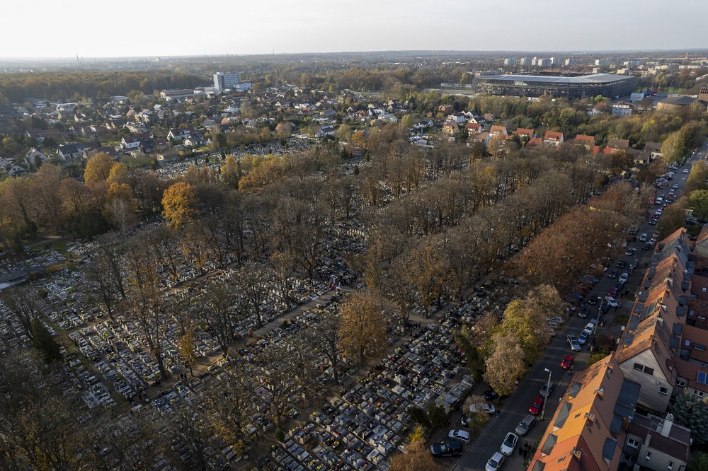 Zabrzanie wsparli kwesty na cmentarzach
