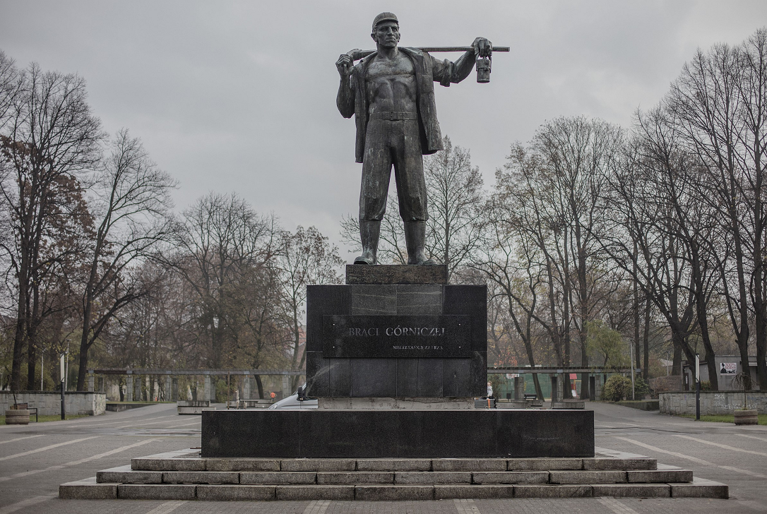Pomnik Braci Górniczej odnowiony. Dzieło Mariana Koniecznego znów cieszy oczy mieszkańców