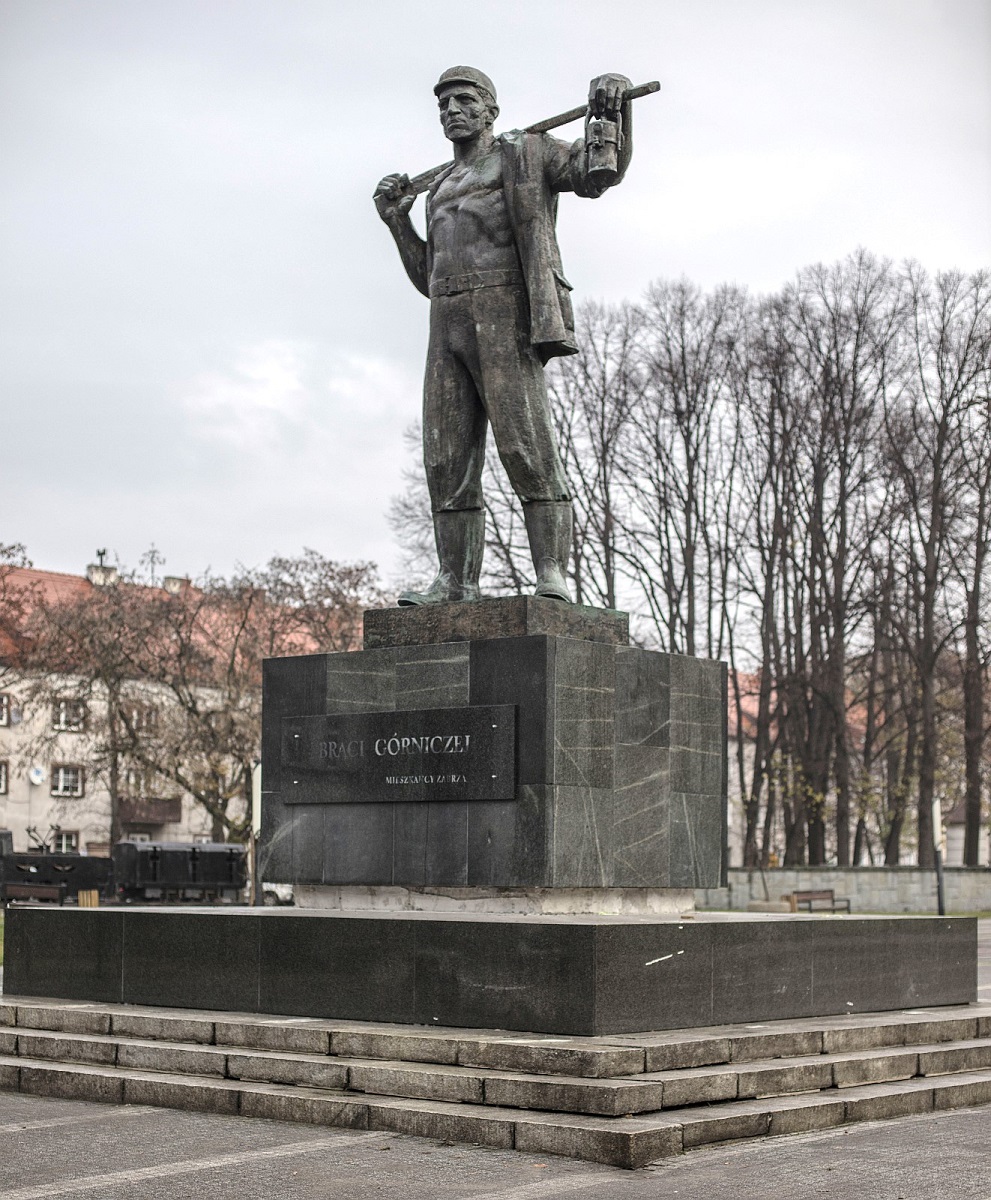 Pomnik Braci Górniczej odnowiony. Dzieło Mariana Koniecznego znów cieszy oczy mieszkańców