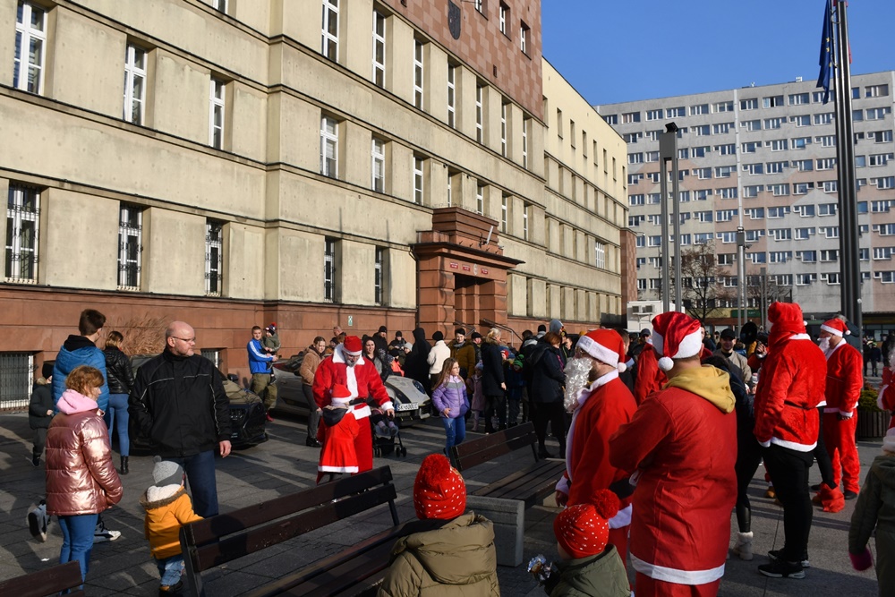 Mikołaj w super bryce 22