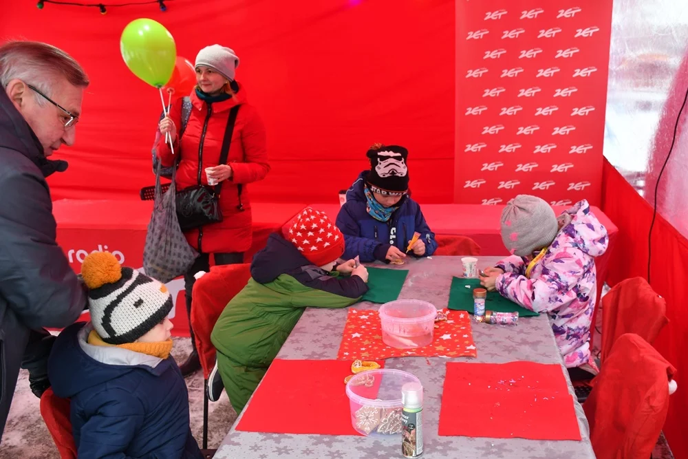 Pierwszy dzień Rudzkiego Kiermaszu Świątecznego 35