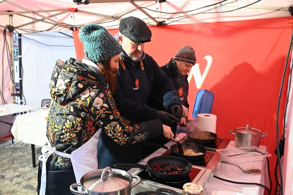 Pierwszy dzień Rudzkiego Kiermaszu Świątecznego 63