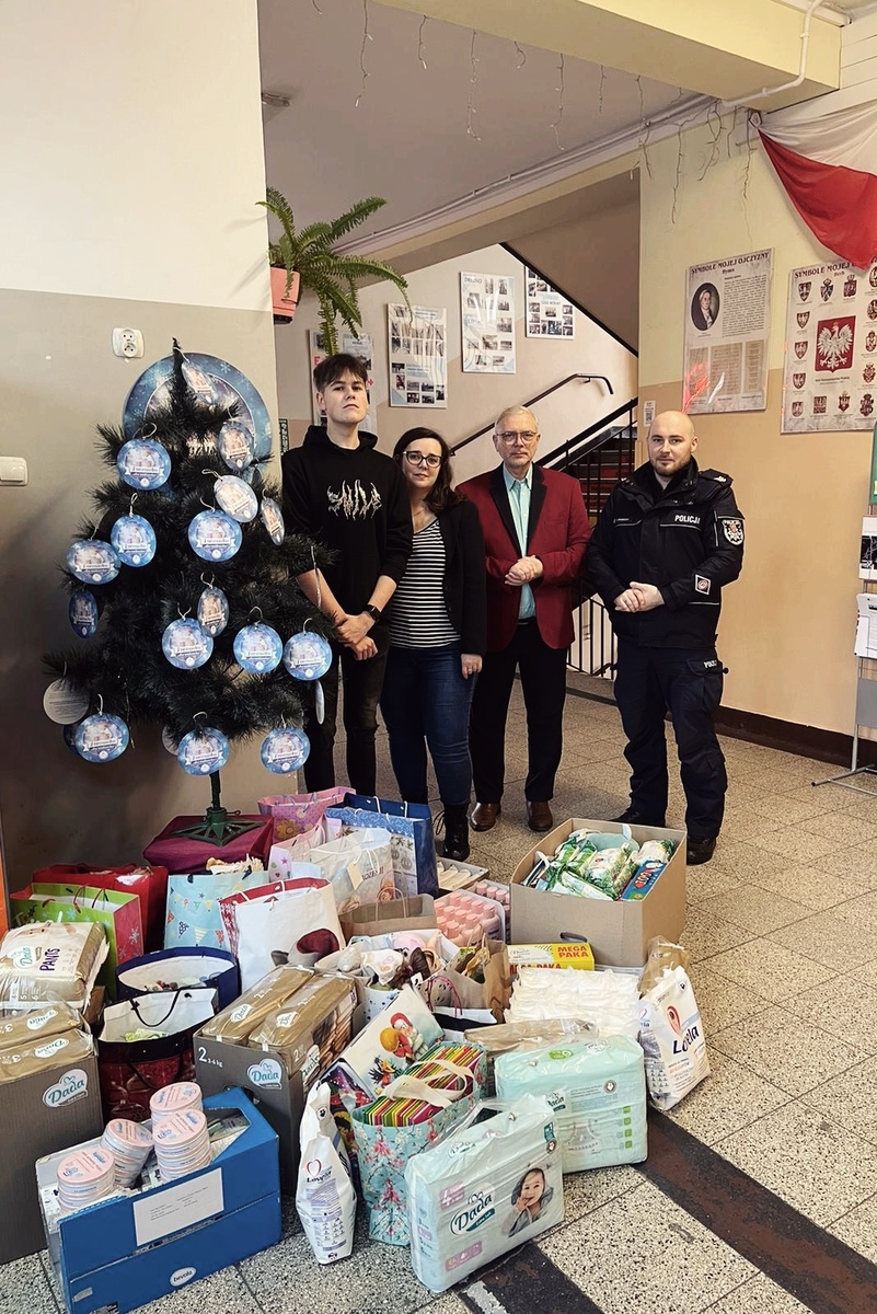 Finał akcji "Paczuszka dla maluszka" 1