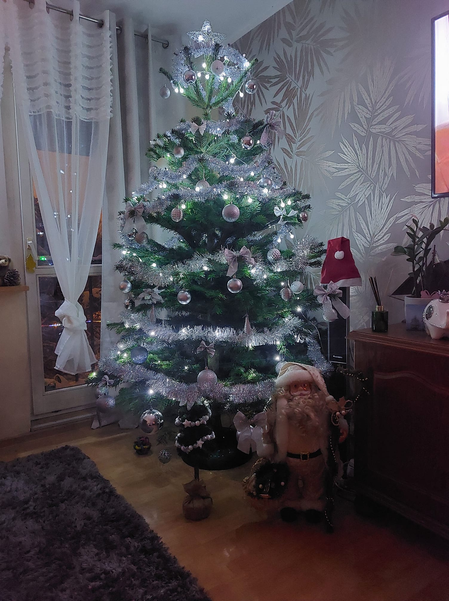 Czar świątecznego drzewka 25