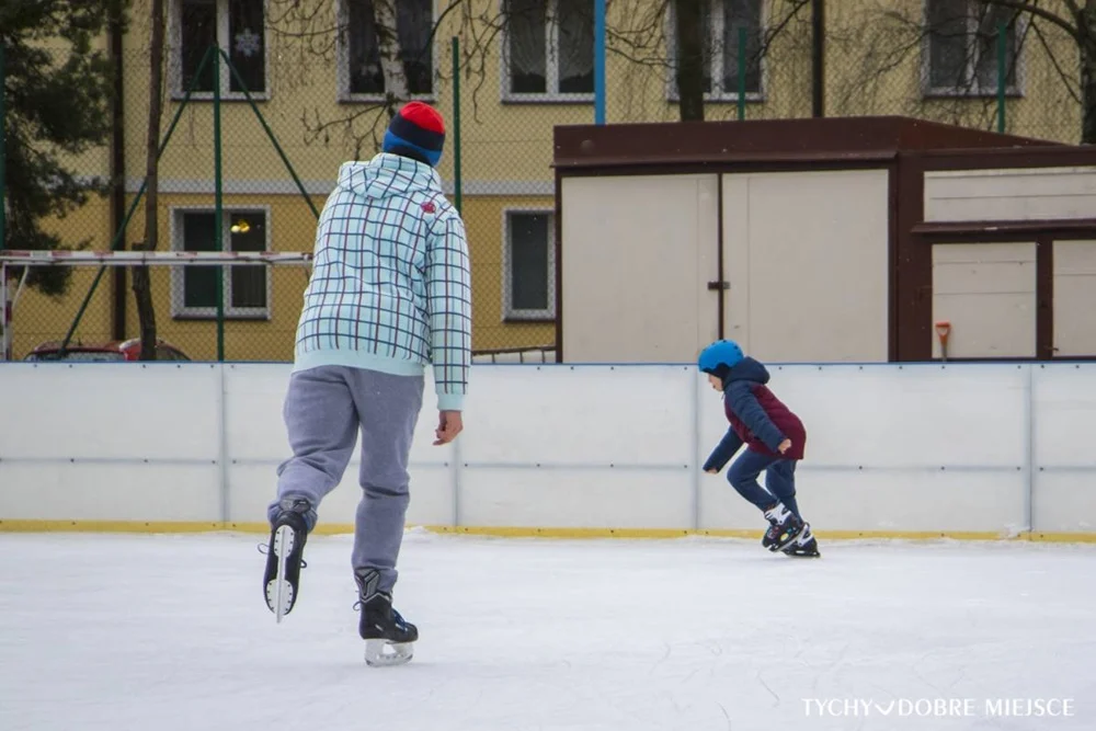 Sezonowe lodowiska. Kiedy zaczynamy zimowe szaleństwo?