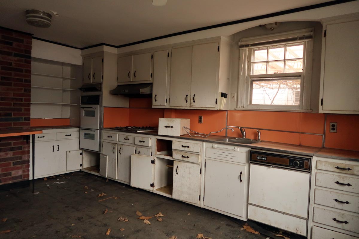 Od czego zacząć sprzątanie mieszkania po zgonie w Tychach?