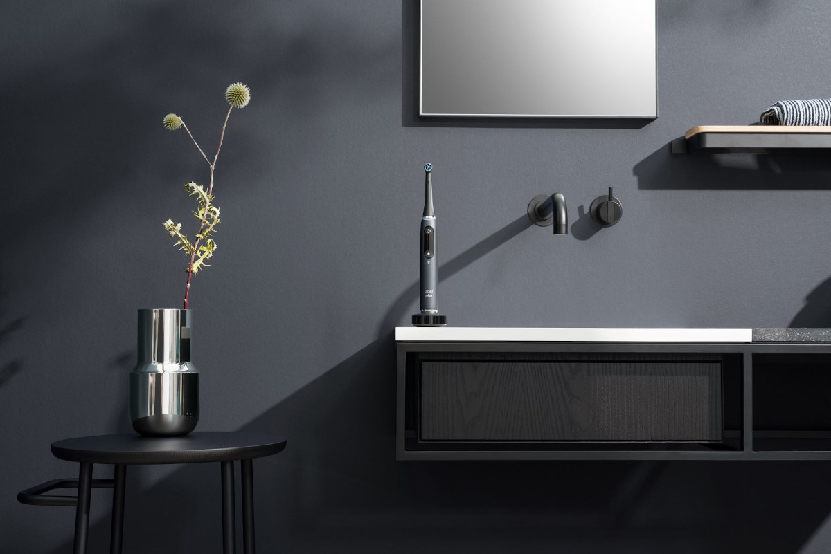 Różnice między szczoteczką elektryczną rotacyjną a soniczną