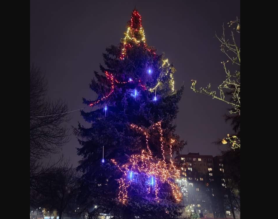 Dewastacje oświetlenia świątecznego w Siemianowicach. Coroczna "tradycja" w naszym mieście