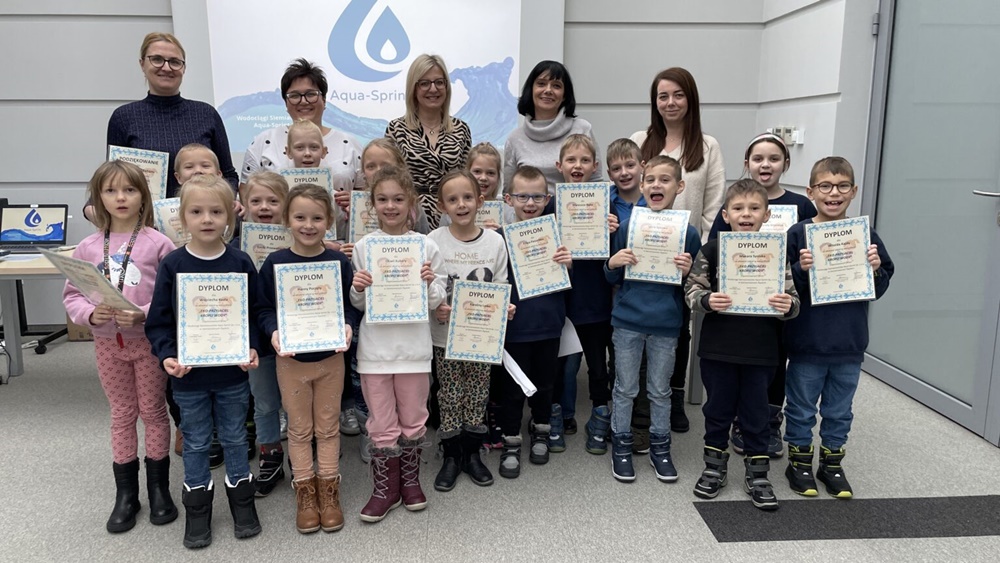 "Eko-przyjaciel kropli wody". Projekt edukacyjny Aqua-Sprint