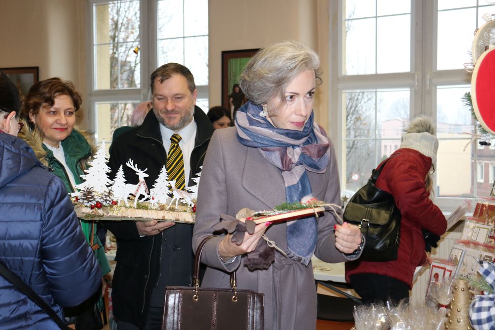 Kiermasz Świąteczny Warsztatów Terapii Zajęciowej. Okazja do nabycia rękodzieła