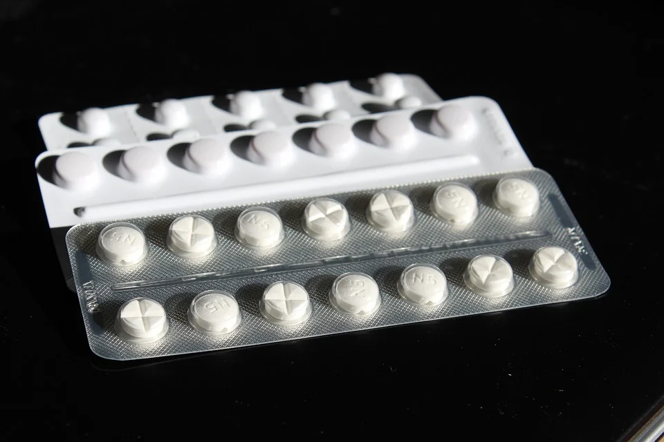 Narkotyki i dopalacze – jakie sygnały wskazują na zażywanie?