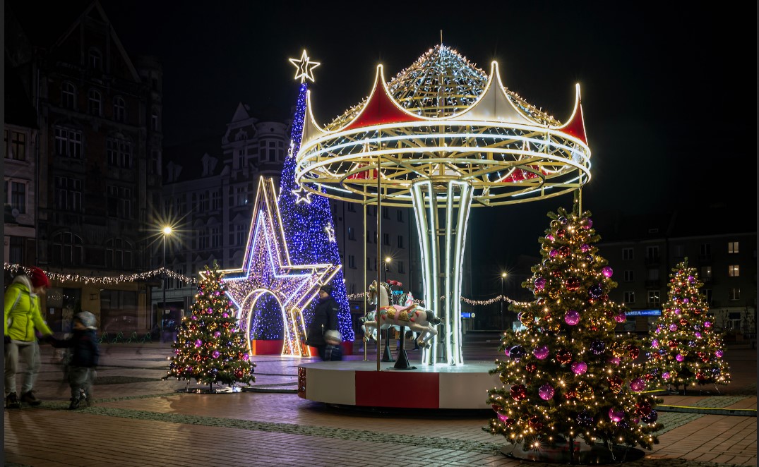 Od piątku w Bytomiu świąteczne dekoracje i iluminacje. Jest ich mniej niż w zeszłym roku