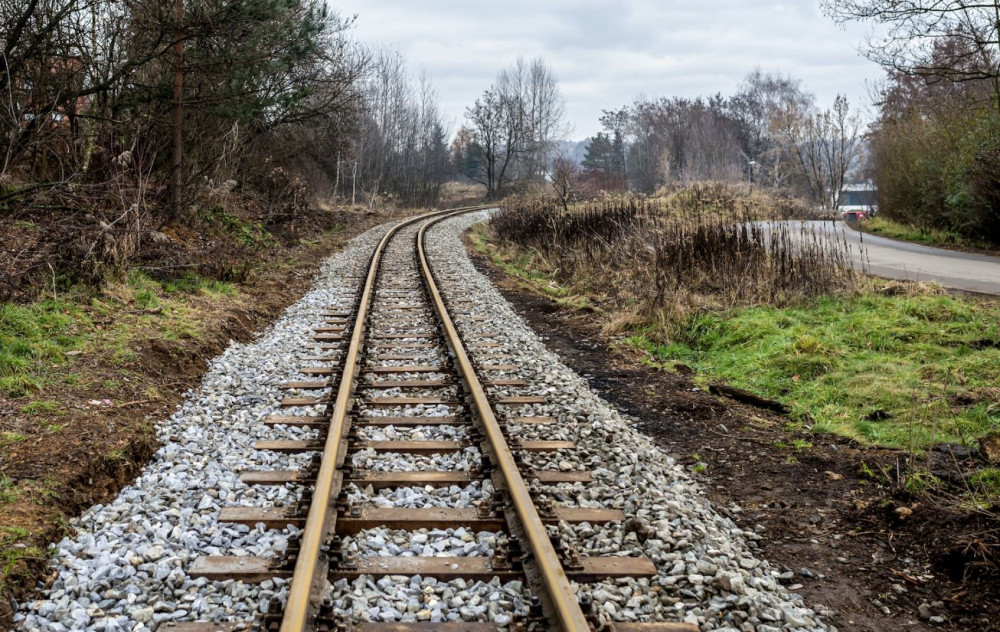 Kolejny odcinek kolei wąskotorowej zmodernizowany. To inwestycja w ramach BO Bytom
