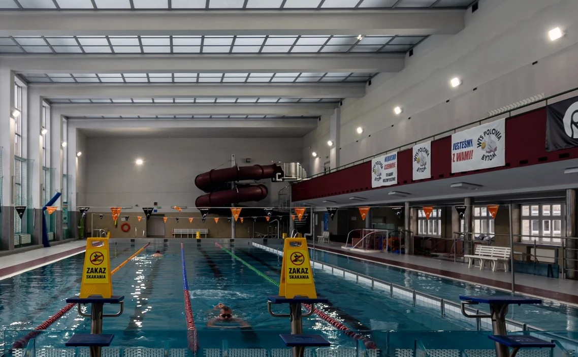 Kolejne inwestycje w energooszczędne oświetlenie w obiektach sportowych
