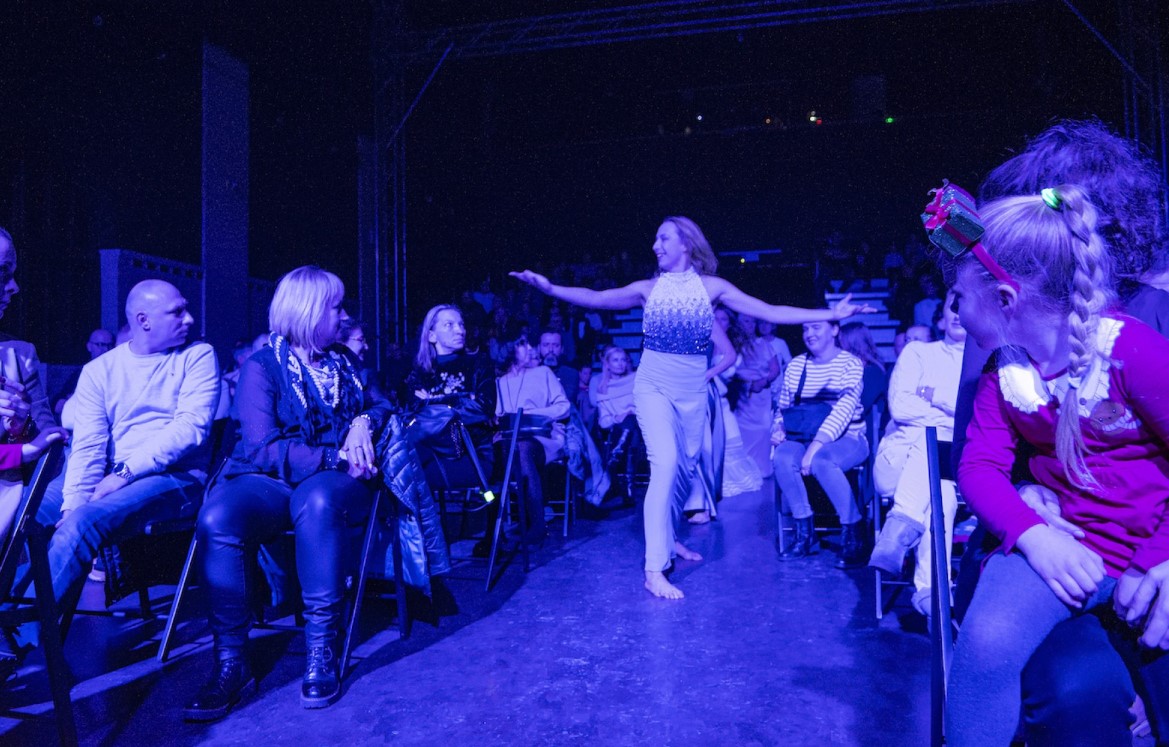 Muzyka w ciele, czyli Chór Ruchu Julii Lewandowskiej