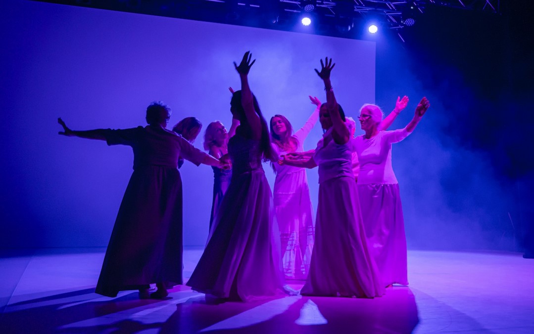 Muzyka w ciele, czyli Chór Ruchu Julii Lewandowskiej