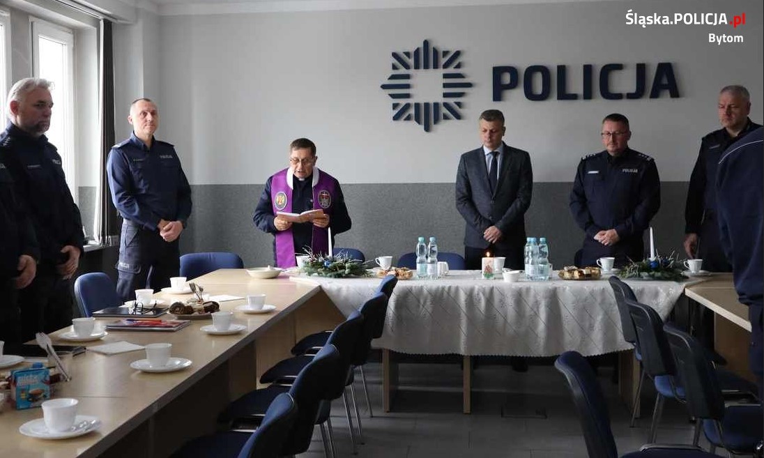 Spotkanie wigilijne w bytomskiej komendzie