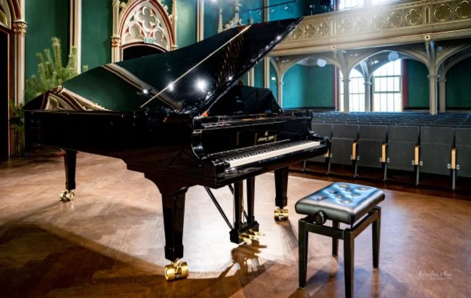 „Muzyczna” ma nowy fortepian