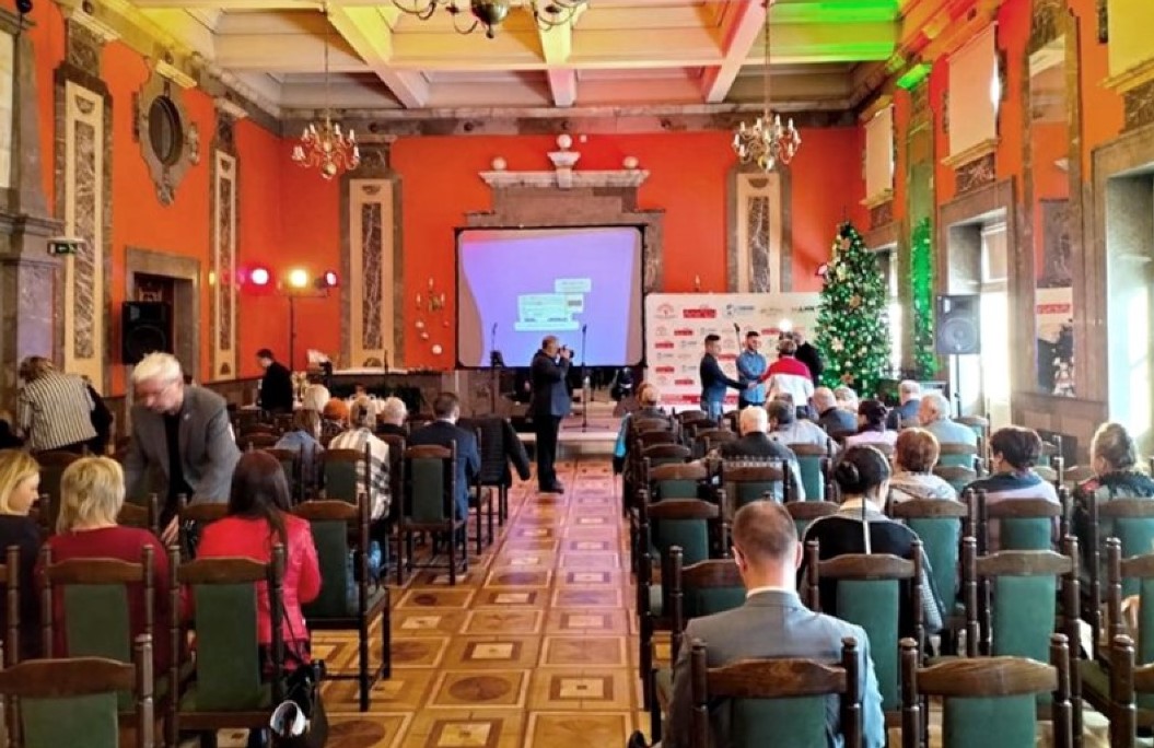 Bytomscy seniorzy z Uniwersytetu Trzeciego Wieku nagrodzeni