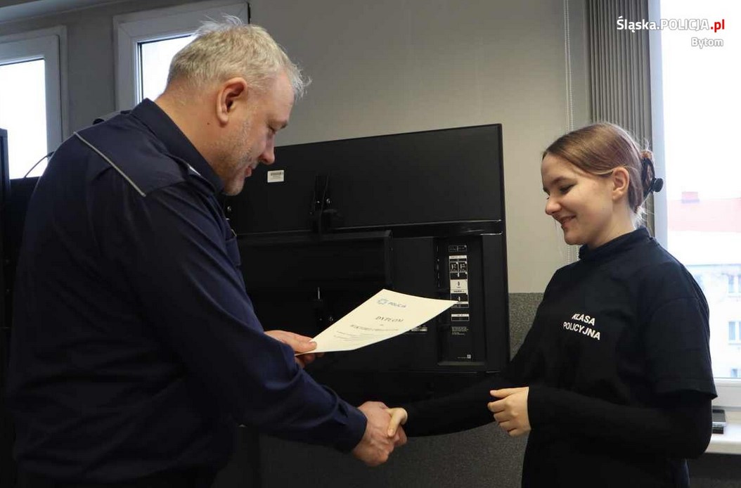 Podziękowania dla klas mundurowych