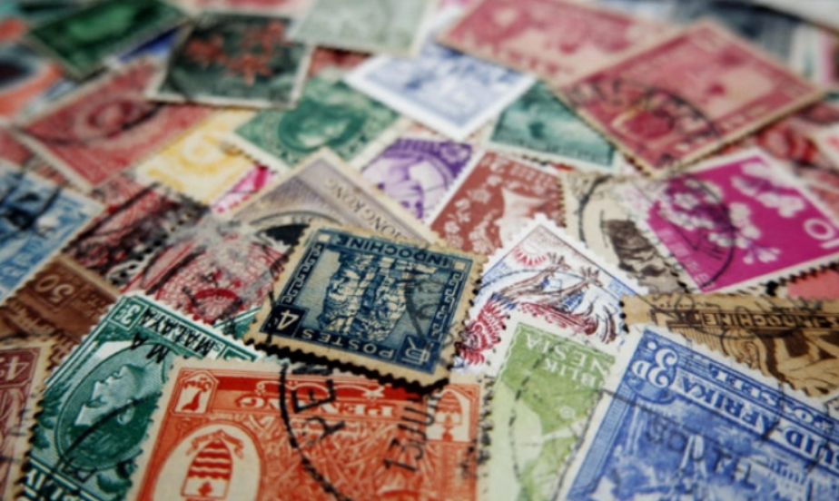 Lampka górnicza na pocztowym znaczku. Pamiątkowy arkusik PZF