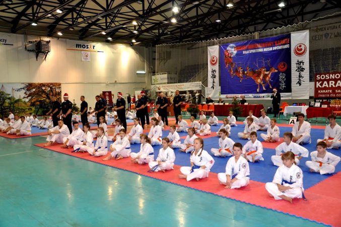 Mikołajkowy Turniej Karate w Sosnowcu. Sprawdź wyniki!
